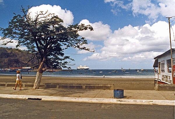 A beachfront restaurant awaits the crowds.