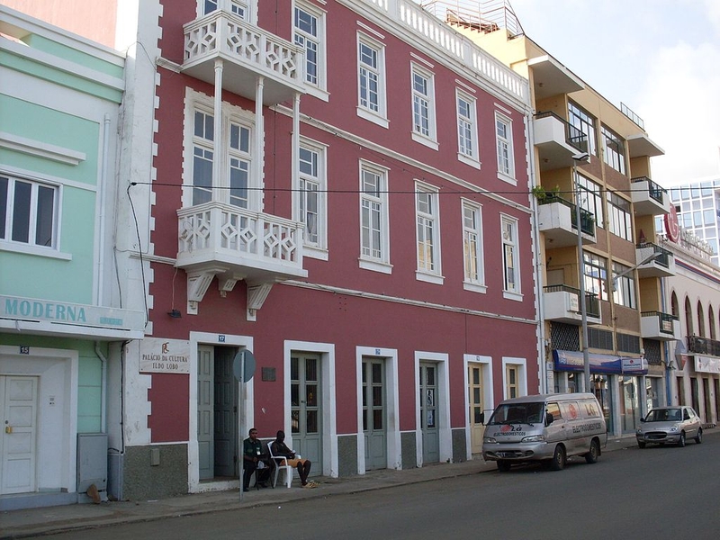 One of the most emblematic sites in the historic section of Praia is the National Palace of Culture, named in honor of Ildo Lobo. The Cabo Verdean Government dedicated the building to the vocalist-musician -- described as Cabo Verde's greatest male singer -- following his death in 2004.