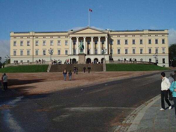 The Royal Palace (Slottet) in Oslo, constructed between 1825 and 1849.