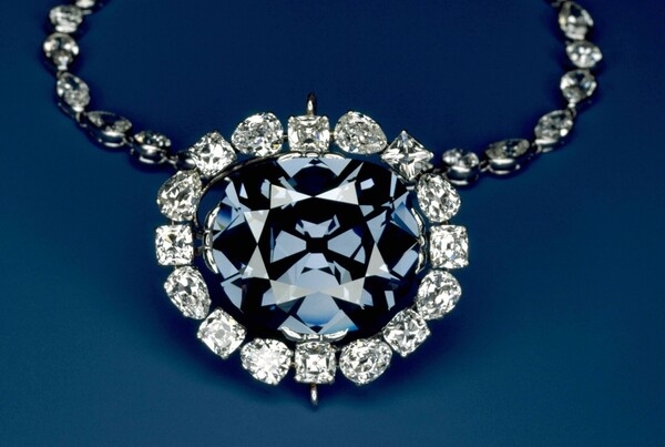 The 45.52-carat blue-violet (9.104 g) Hope Diamond was extracted in the 17th century from the Kollur Mine in Guntur, India. The last of the diamond’s several private owners was Harry Winston, Inc., which bought the diamond in 1947. The diamond was exhibited for 10 years at shows and charitable events worldwide before being donated to the Smithsonian Institution in 1958. It remains a premier attraction at the Smithsonian National Museum of Natural History, in Washington, DC.  Photo courtesy of the Smithsonian Natural History Museum / Chip Clark.