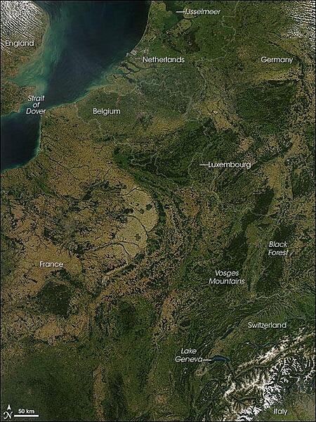 A rare cloud-free view of a wide area of Western Europe. This Aqua satellite image was captured on 30 August 2008. Photo courtesy of NASA.