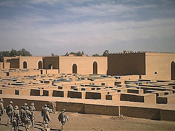 US Marines visiting the site of the rebuilt ruins of Babylon, Iraq. Photo courtesy of the US Marine Corps/ Gunnery Sergeant Daniel O'Connell.