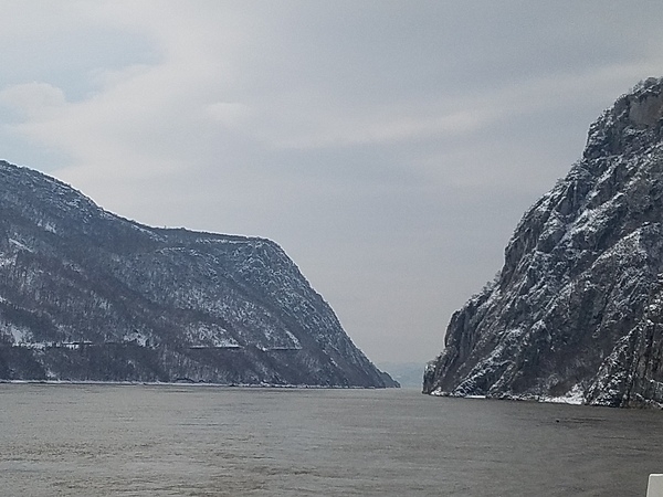 The Iron Gates is a gorge on the Danube River; it forms part of the boundary between Serbia and Romania. In the broad sense, it encompasses a route of 134 km (83 mi); in the narrow sense, it only includes the last barriers on this route - two hydroelectric dams and two power stations just beyond the city of Orsova.