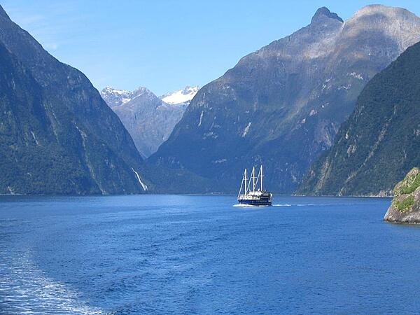 Milford Sound in Fiordland National Park, South Island.