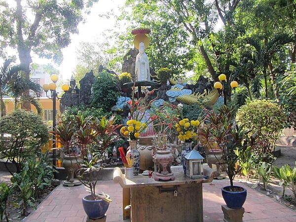 The Giac Lam Pagoda in Saigon (Ho Chi Minh City) was built in 1774; it is a unique temple where Taoism and Confucianism merge with Buddhism. The pagoda compound includes ornate tombs, a rare bodhi tree, and a statue of Quan The Am Bo That, the Goddess of Mercy.