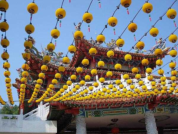 The Thean Hou Temple is one of the largest and most ornate Chinese Buddhist temples in Kuala Lumpur, Malaysia. Officially opened in 1989, it is dedicated to Tian Hou (The Heavenly Mother). There are three altars in the Prayer Hall -- one to Guan Yin (Goddess of Mercy), one to Tian Hou (Heavenly Mother), and one to Shui Wei Sheng Niang (Goddess of the Waterfront).