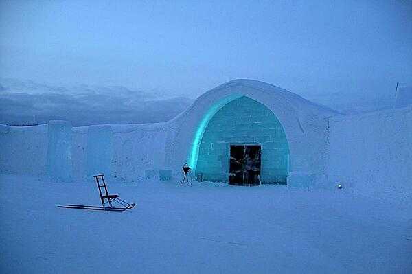 Ice hotel (2005).